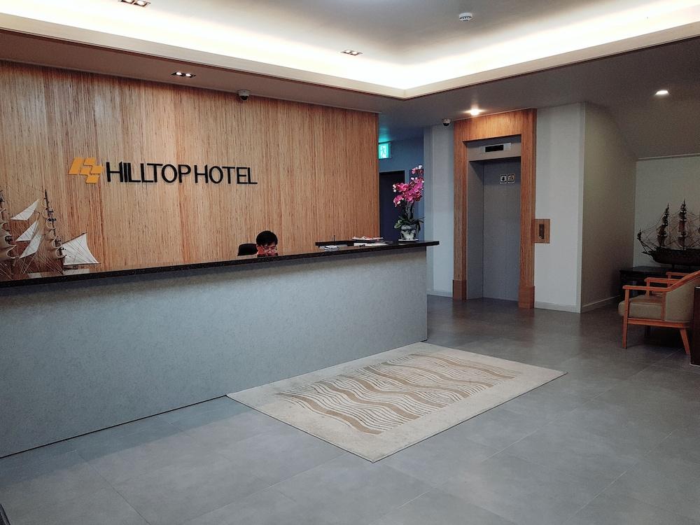 Daegu Hilltop Hotel Bagian luar foto